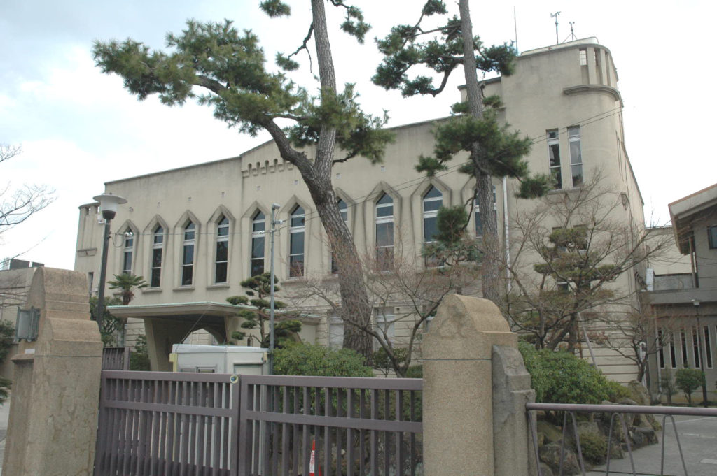 灘中学校の写真画像